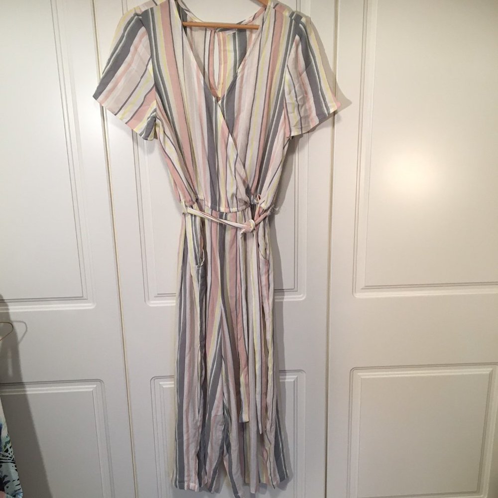 Striped pastel crossover cropped wide leg romper with waist tie belt women's Lg
